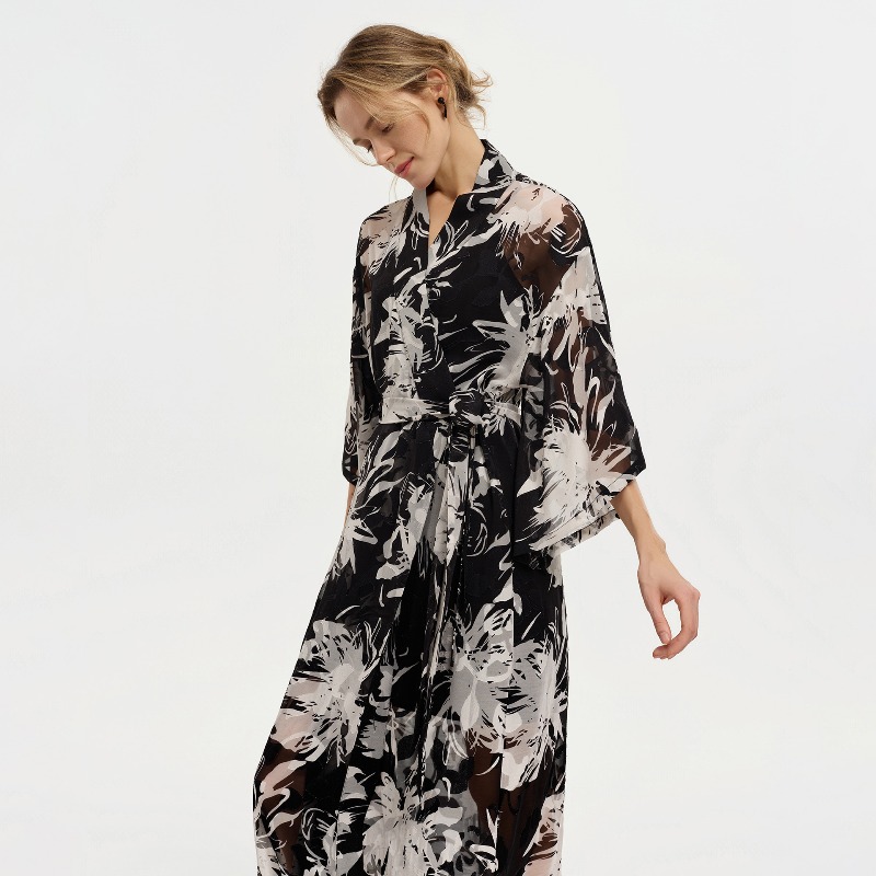 Damski czarno-biały szlafrok k – Kimono Sheer Floral recenzja i cena